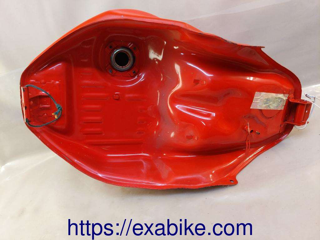 fuel tank Honda VFR 750 - photo 4