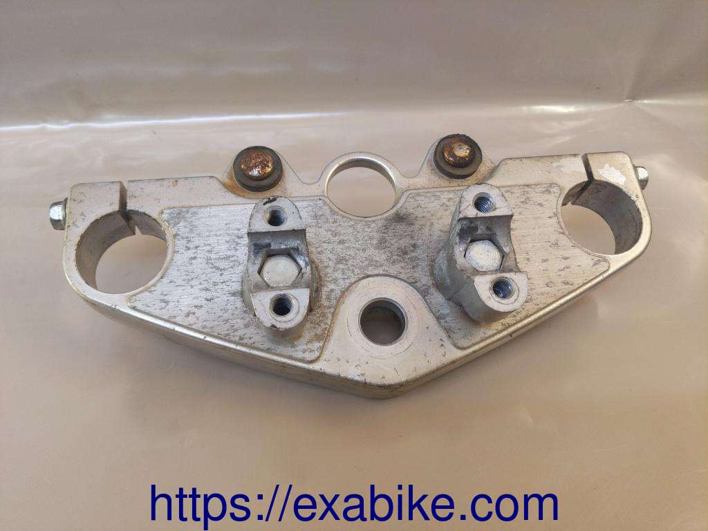 fork bracket, upper Suzuki Marauder 125 - photo 1