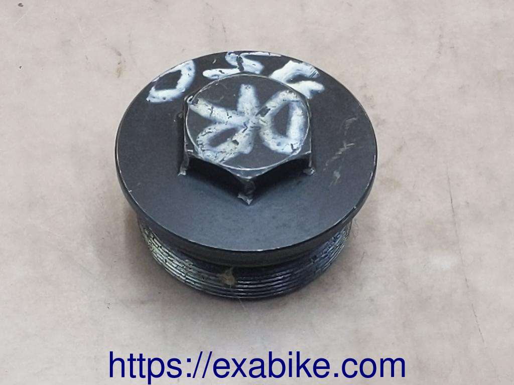 front fork tube cap Suzuki DR 750 - photo 1