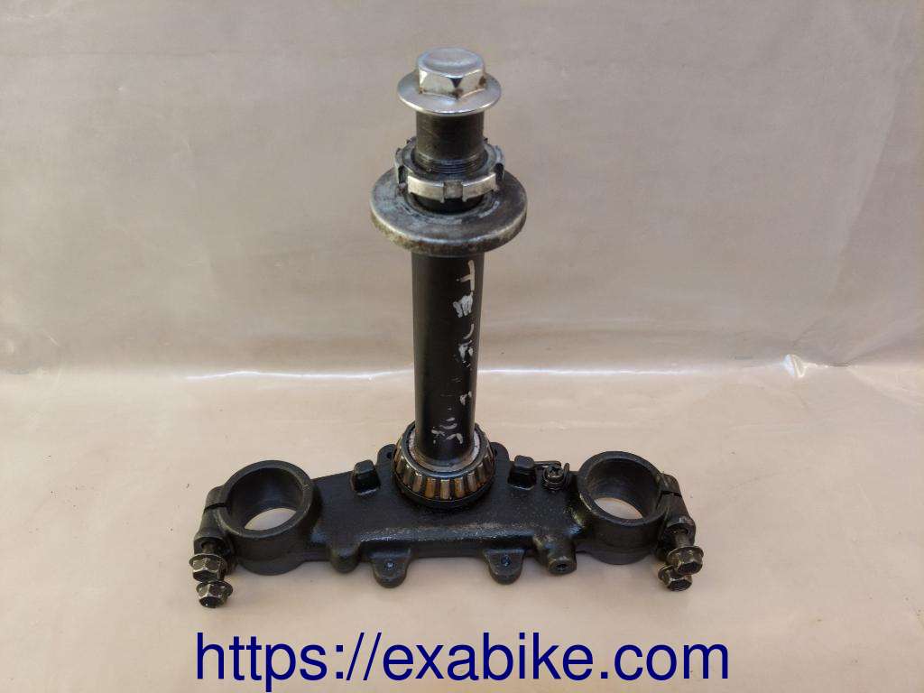 fork bracket, lower Yamaha DT 125 Ténéré - photo 1