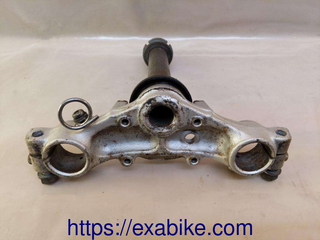 fork bracket, lower Suzuki TS 50 - photo 2