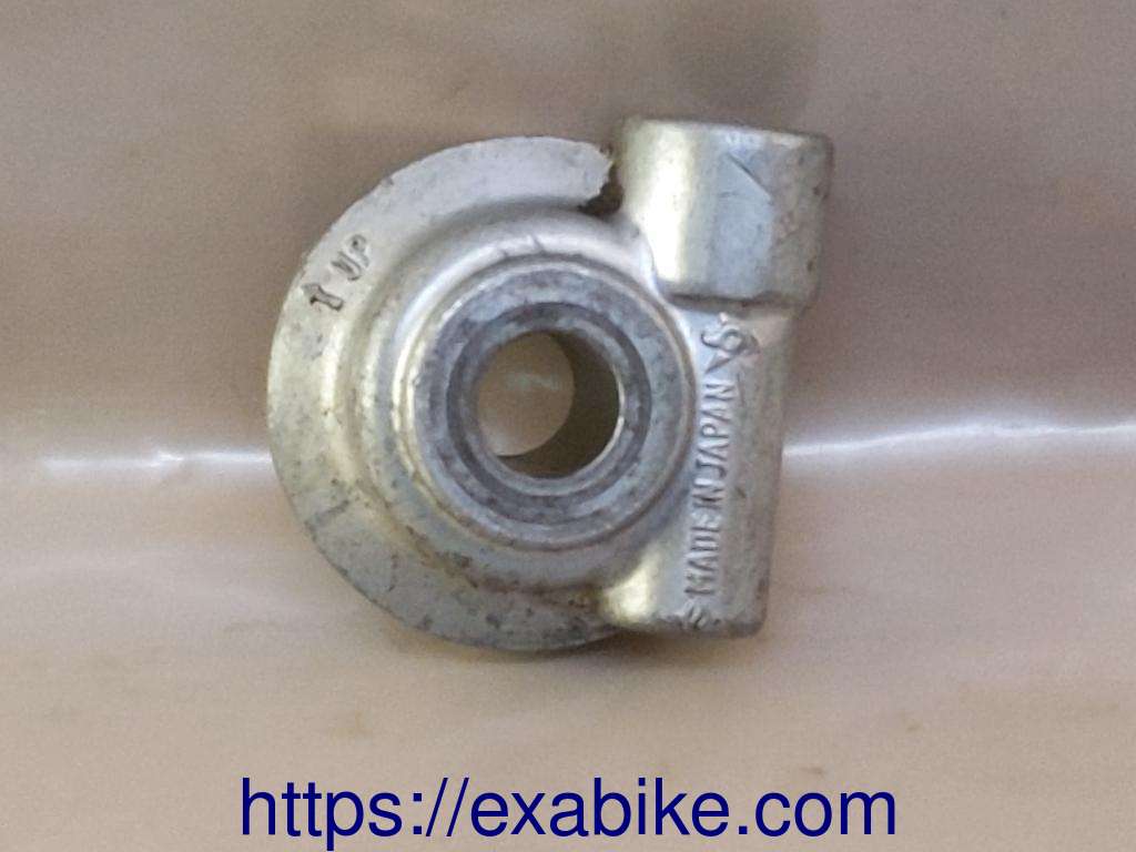 speedometer gear Suzuki GS650E - photo 1