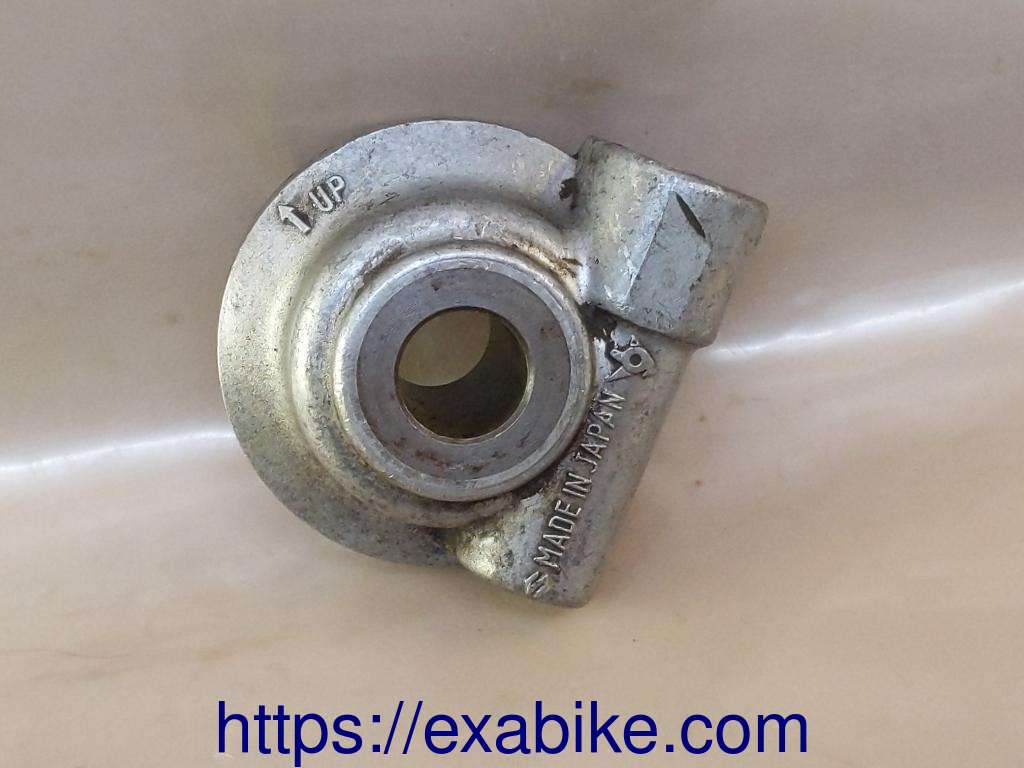 speedometer gear Suzuki GS 550 - photo 1