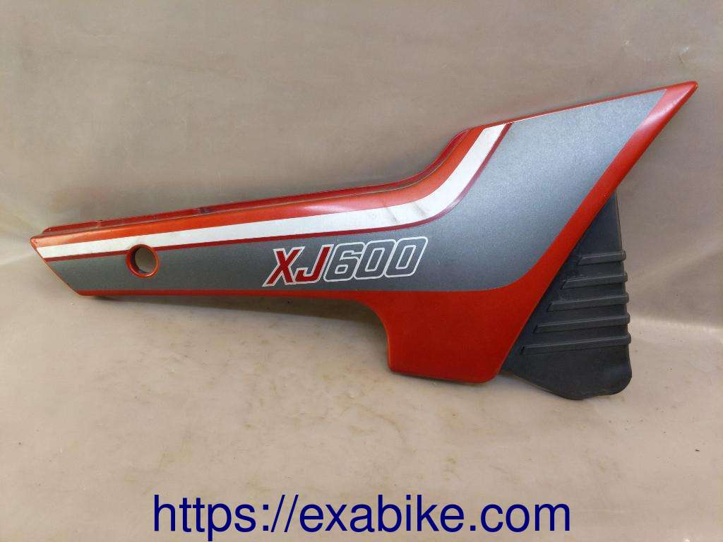 cache latéral droit Yamaha XJ 600 - photo 1