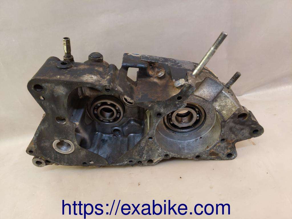 carter moteur gauche Suzuki TM 125 - photo 3