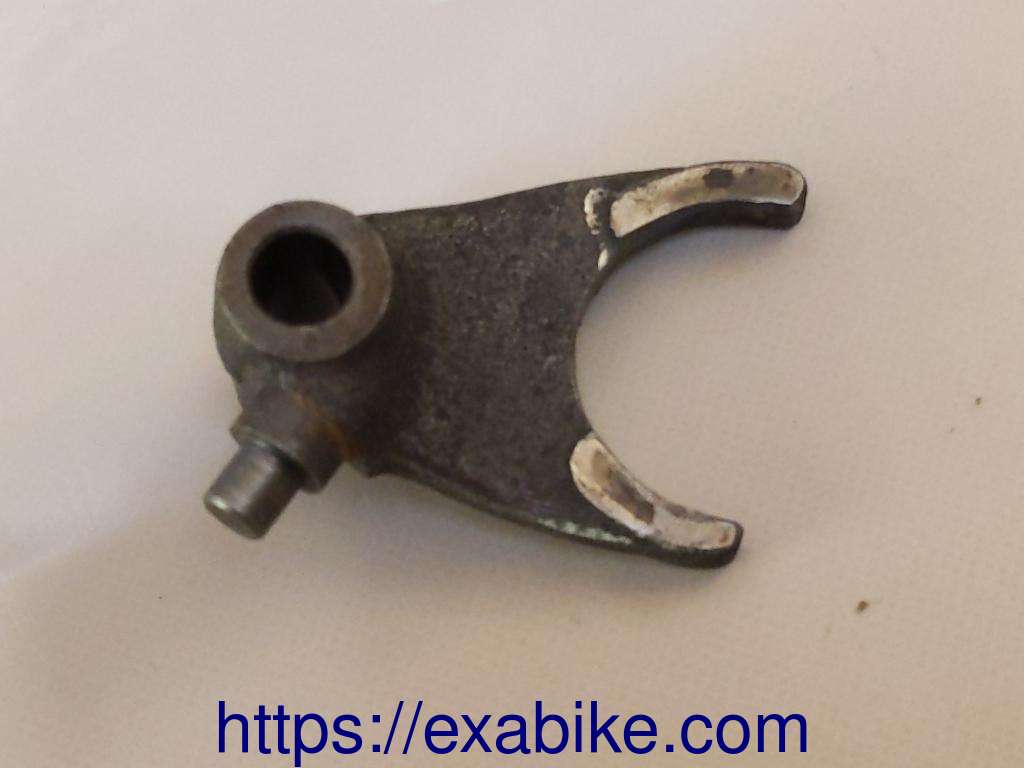 gearshift fork Suzuki TM 125 - photo 1