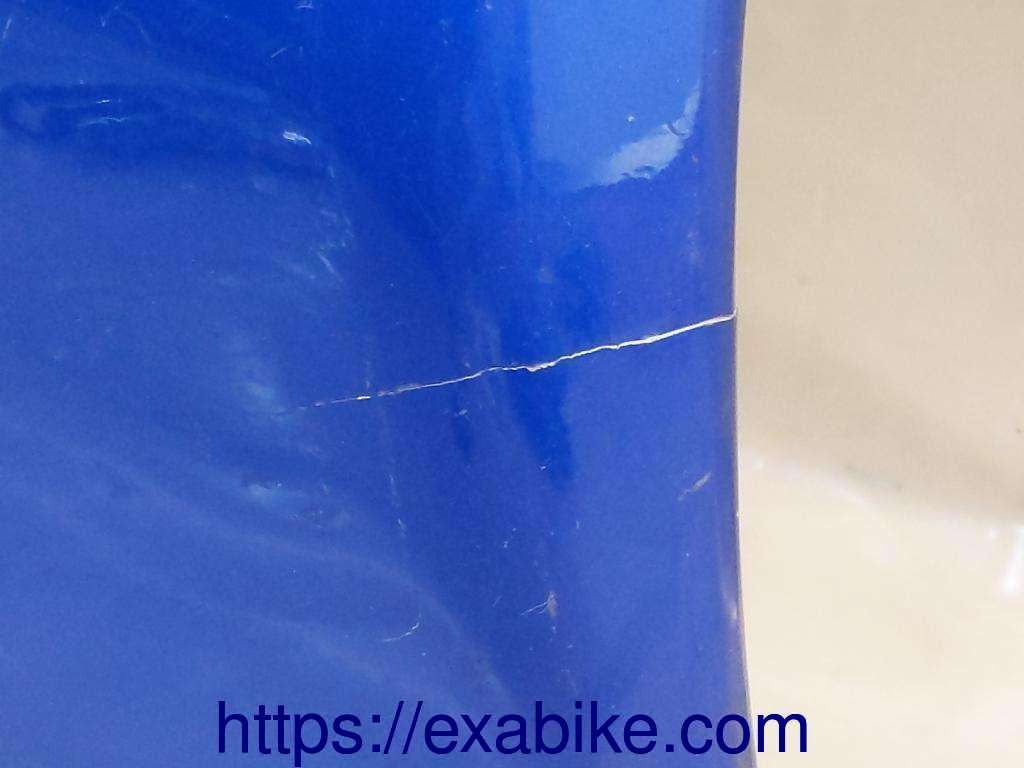 flanc de carénage droit Yamaha YZF 600 Thundercat - photo 4