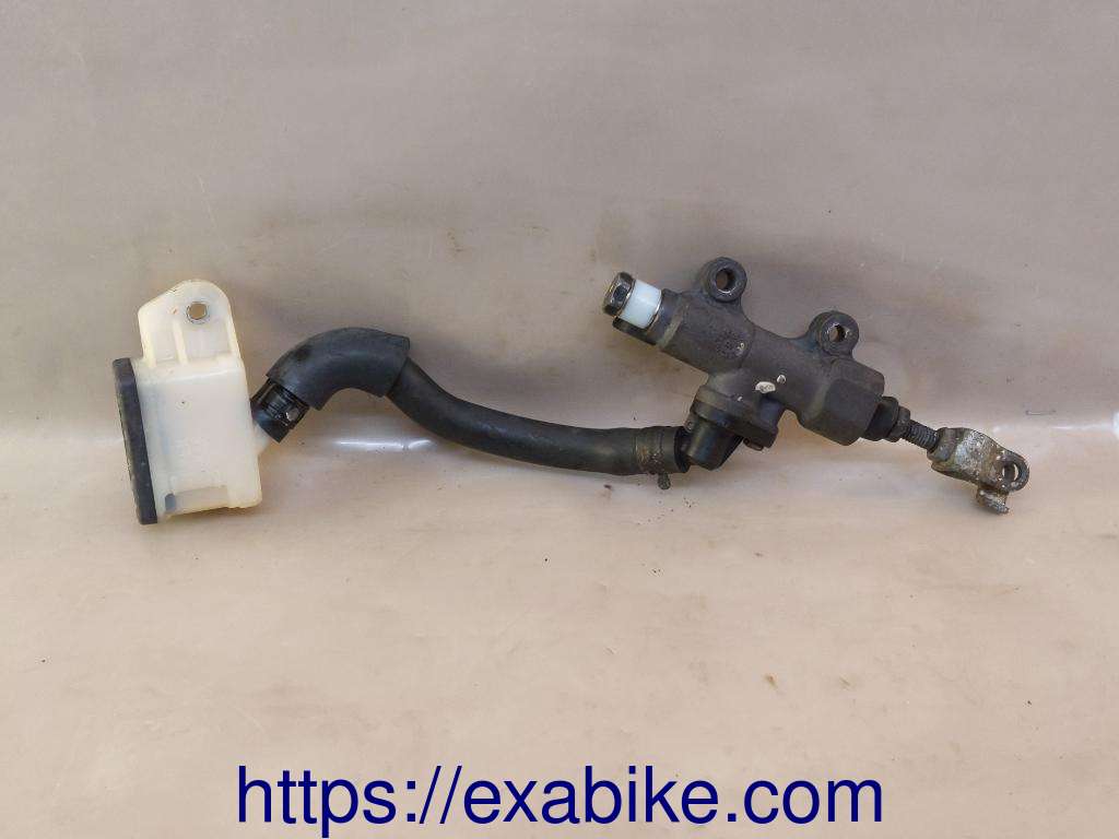 rear master cylinder Honda NSR 125 - photo 1