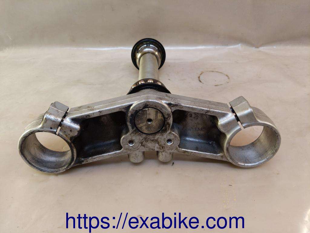 fork bracket, lower Yamaha FJR 1300 - photo 2