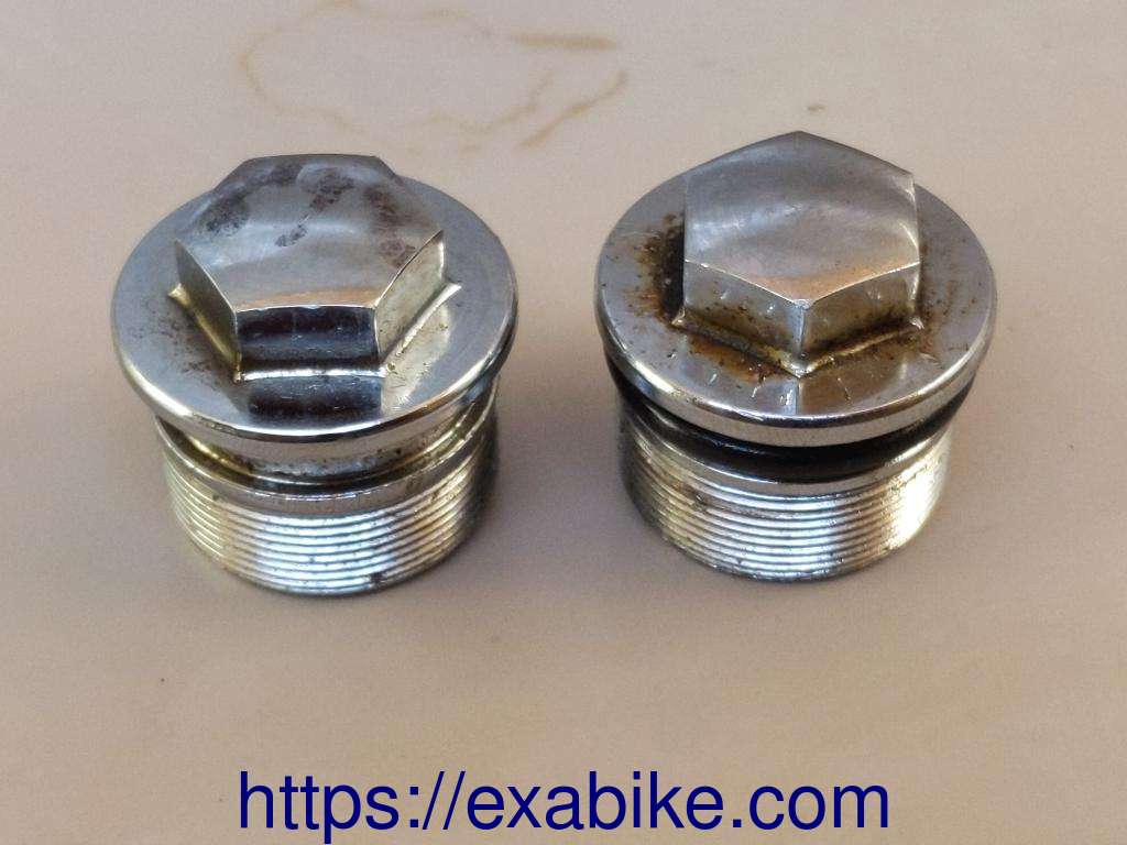 front fork tube caps Voir la photo ou référence modele a identifier - photo 1