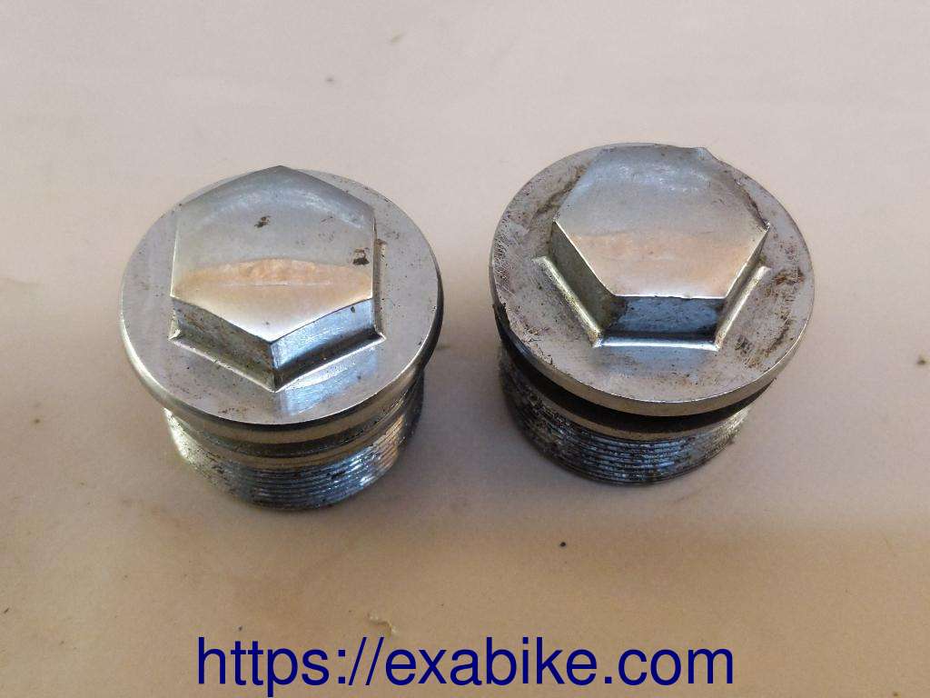 front fork tube caps Voir la photo ou référence modele a identifier - photo 1