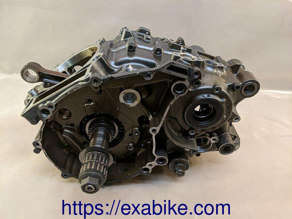 crankcase Yamaha MT03 - photo 2