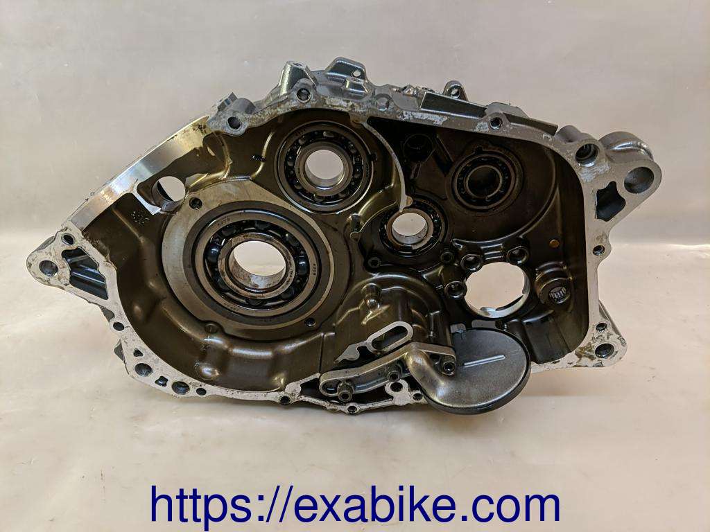 crankcase Yamaha MT03 - photo 4