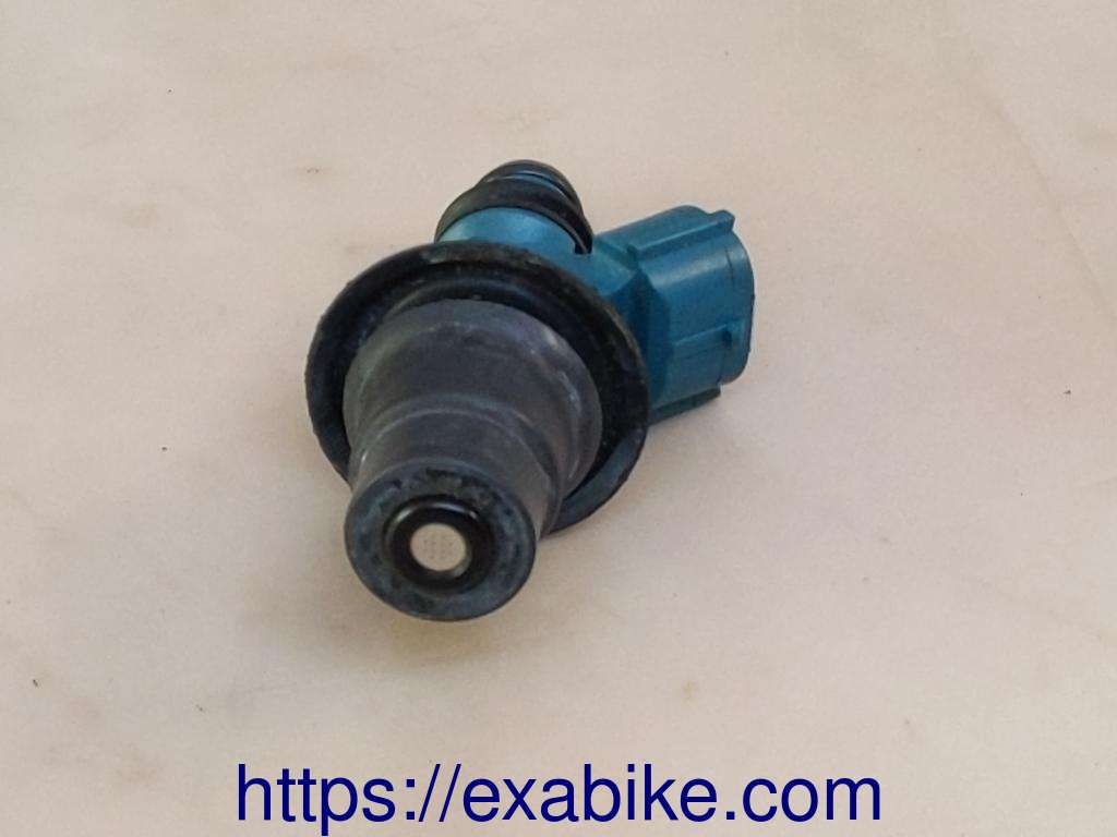 injector Honda CBR1000RR - photo 2