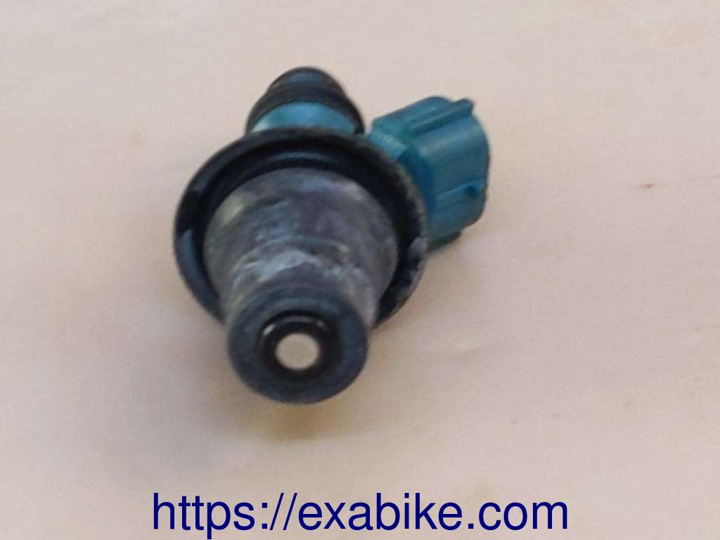 injector Honda CBR1000RR - photo 2