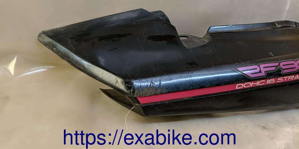 rear side fairing, right Suzuki RF 900 - photo 2
