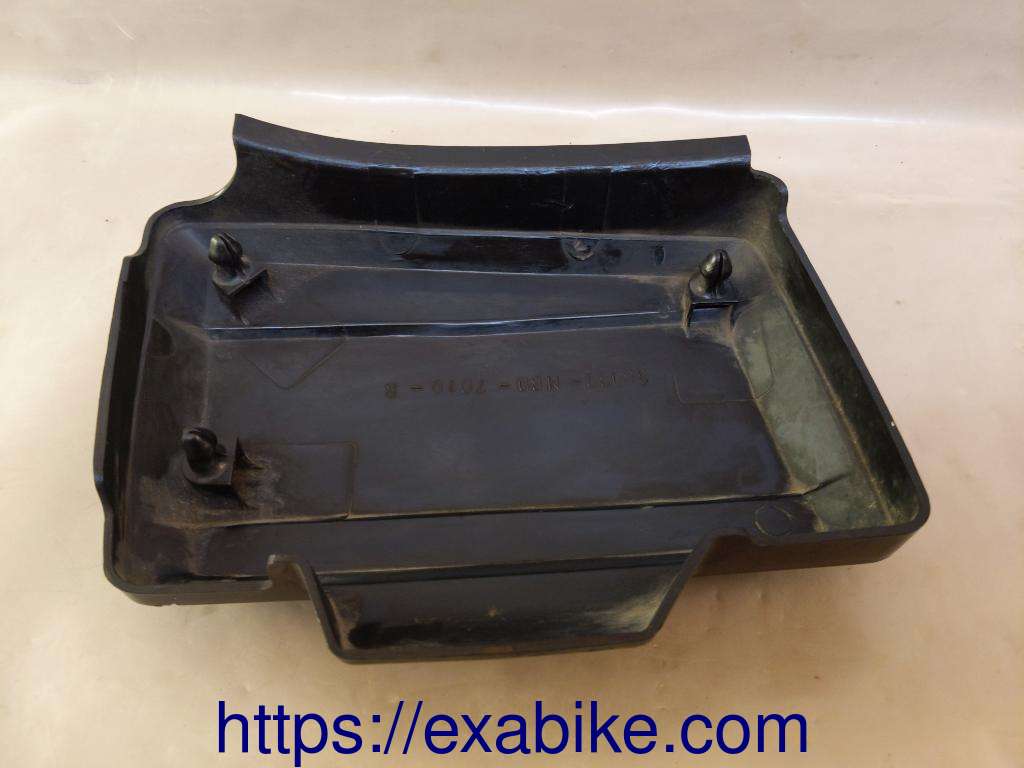 cache latéral droit Honda VFS 750 - photo 2