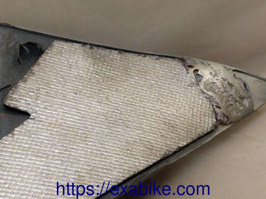 side cover, left Suzuki GSXF 1100 - photo 3