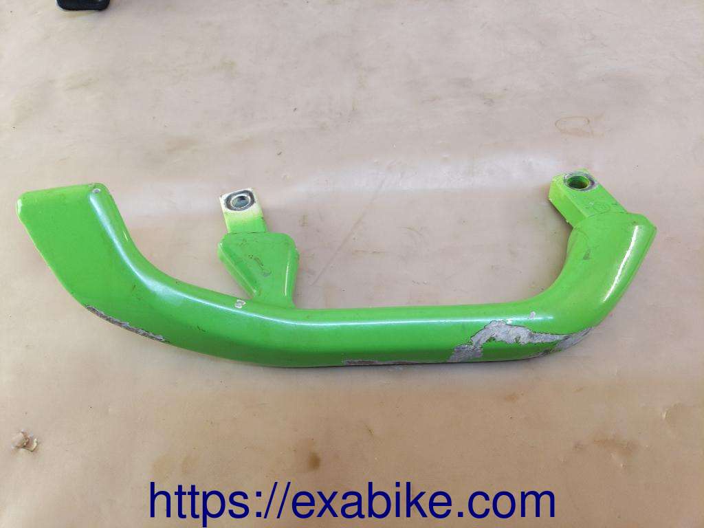 poignee de maintien droit Kawasaki ZX6R - photo 1