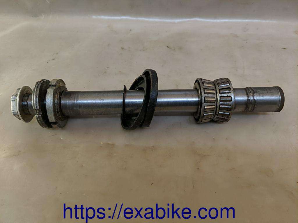 axe de colonne de direction Aprilia Pegaso 650 - photo 1