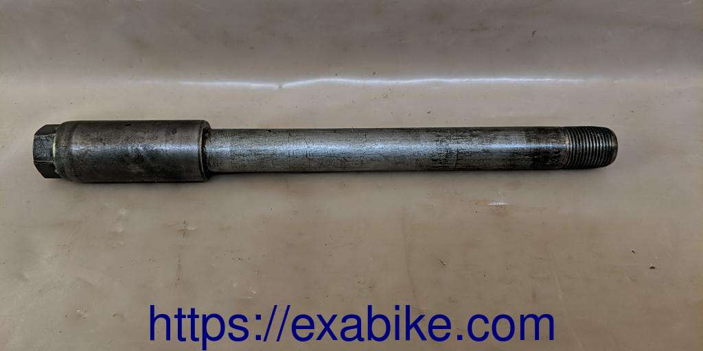 wheel axle, front Voir la photo ou référence modele a identifier - photo 1