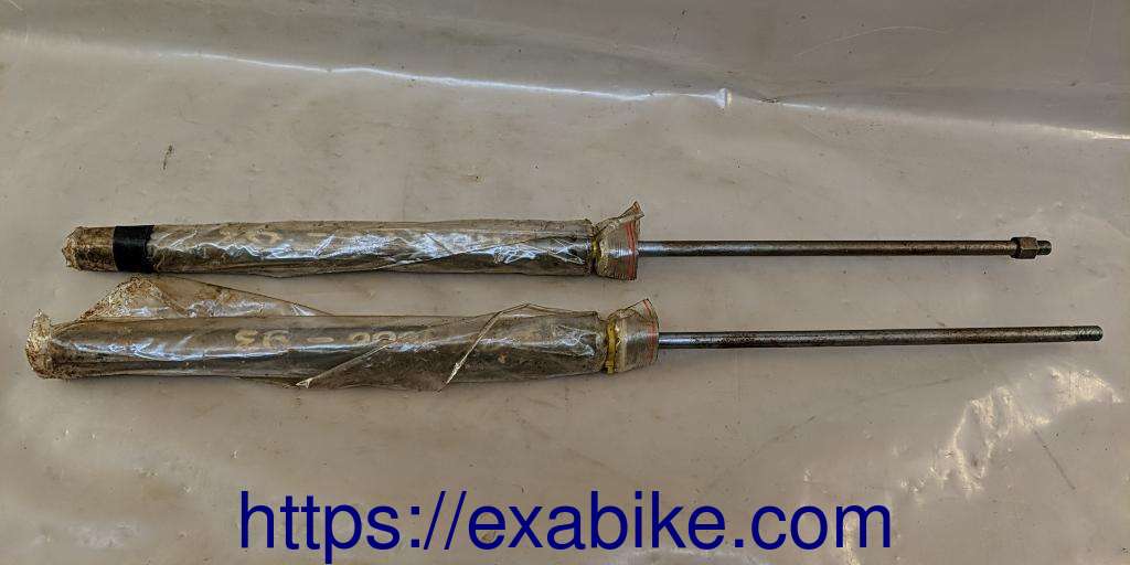 front fork elements Honda CBR1000F - photo 1