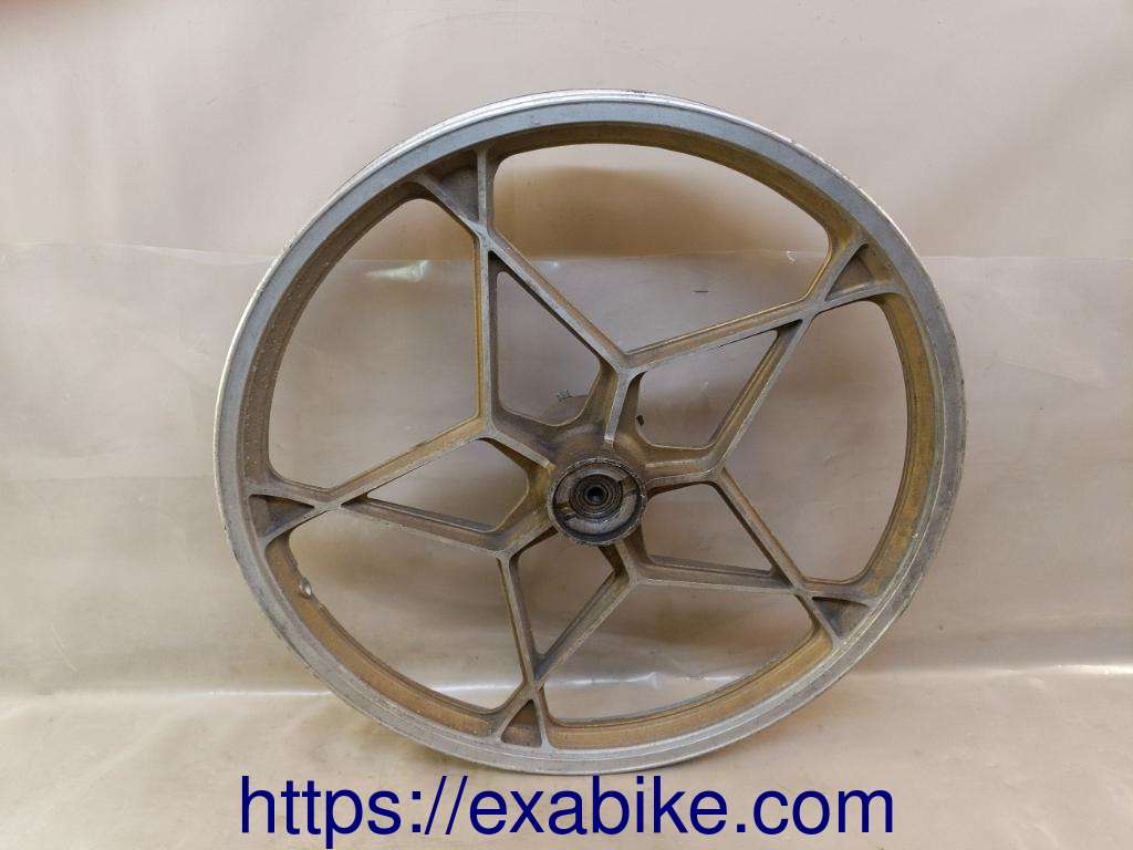 front wheel Suzuki GT 80 - photo 1
