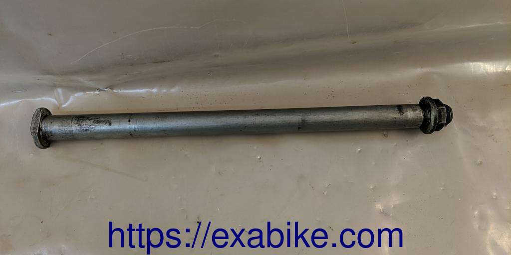 wheel axle, rear Yamaha 600 FZR - photo 1