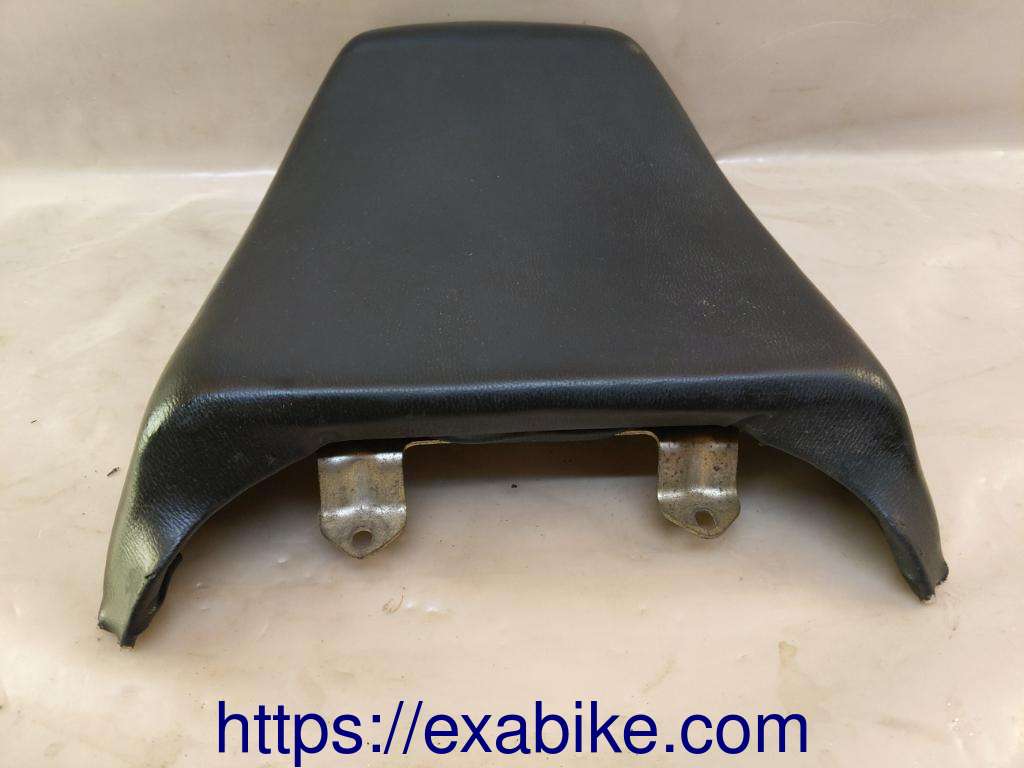 seat, rear Suzuki GSXR 1100 - photo 3
