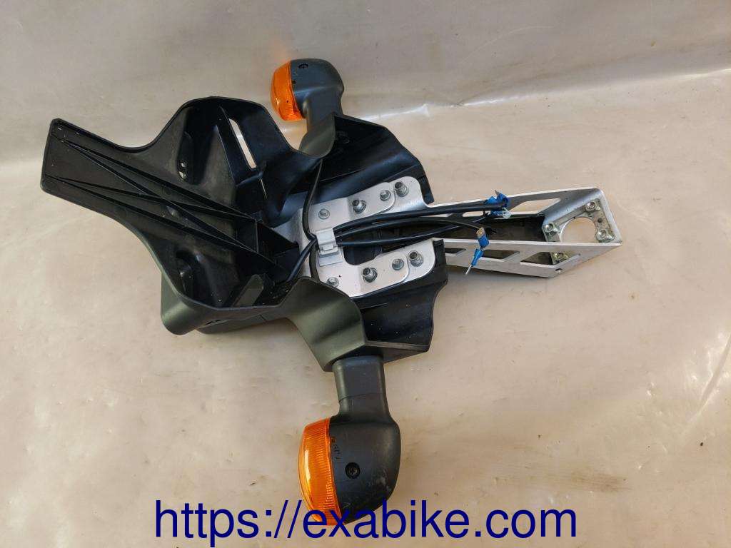 lower fender, rear Yamaha R6 - photo 4