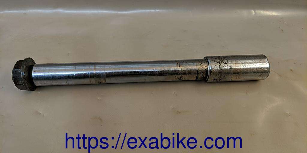 wheel axle, front Moto Guzzi 750 Strada - photo 1