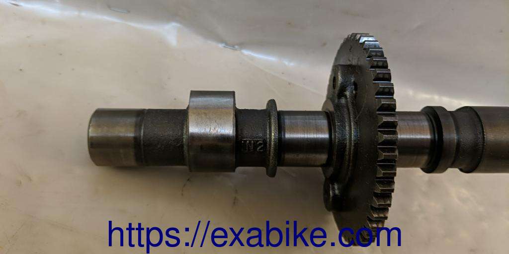 camshaft, intake Kawasaki GPZ 500 - photo 2