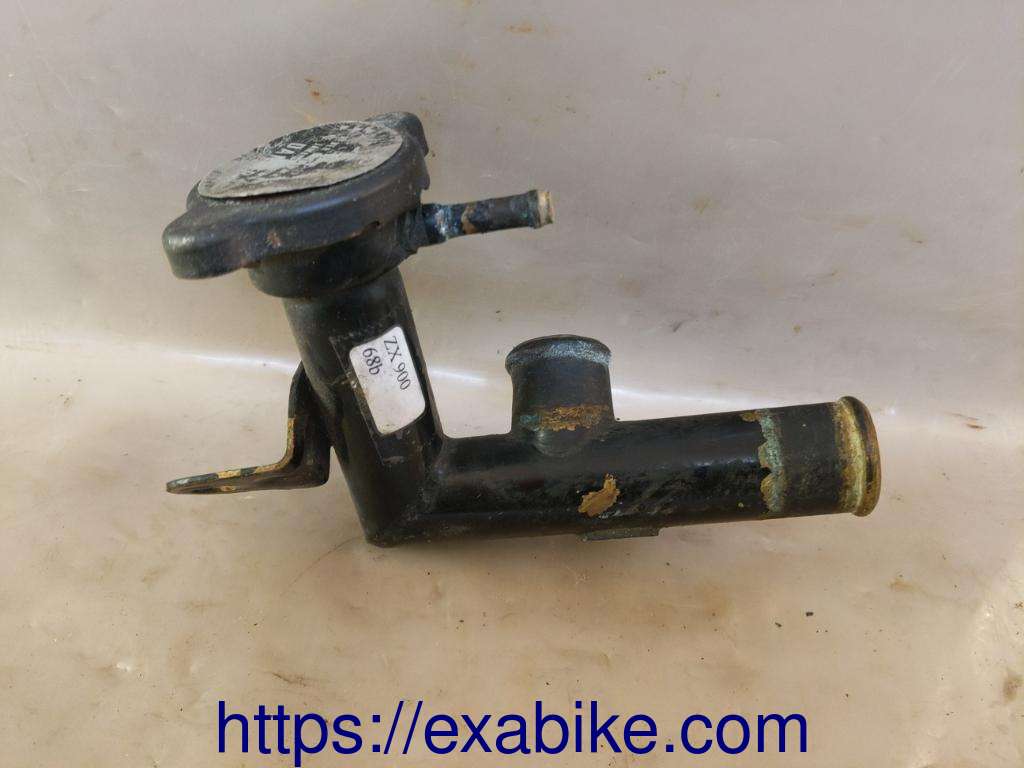 radiator filler neck Kawasaki GPZ 900 Ninja - photo 1