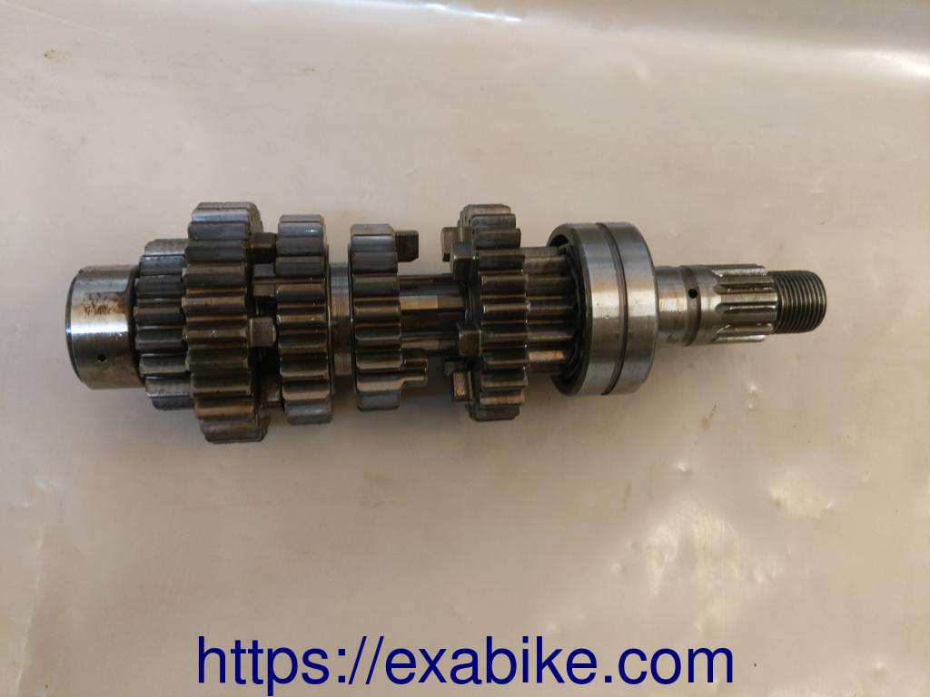 gearbox primary shaft Kawasaki GPZ 500 - photo 1
