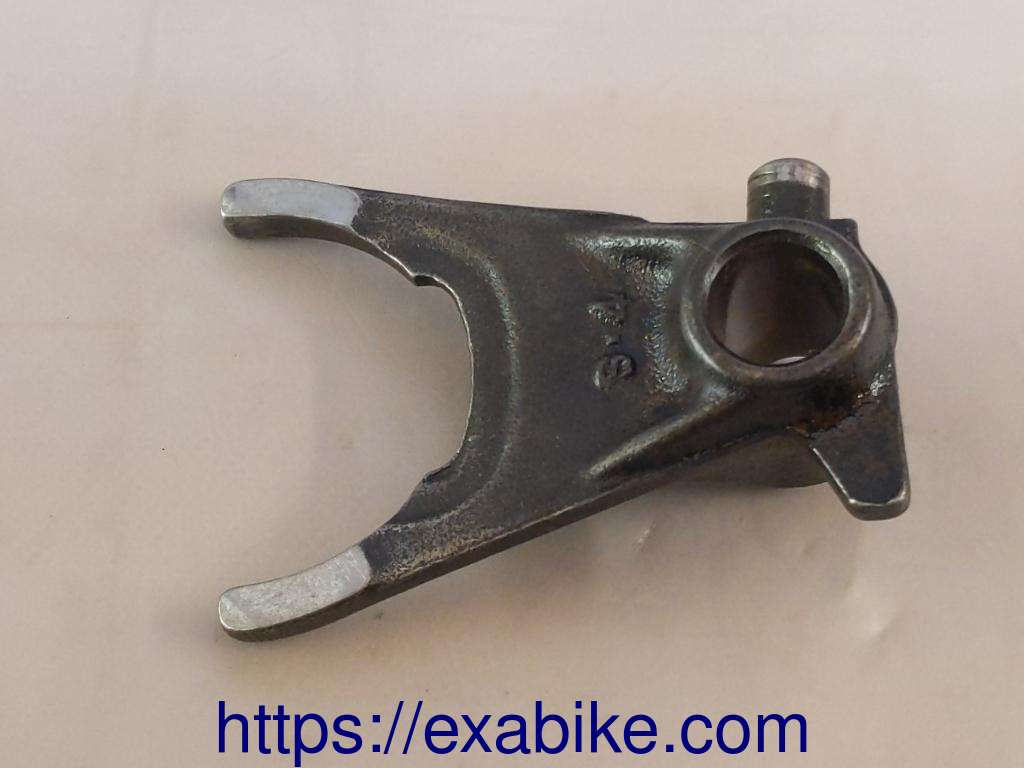 fourchette de boite Kawasaki GPZ 500 - photo 2