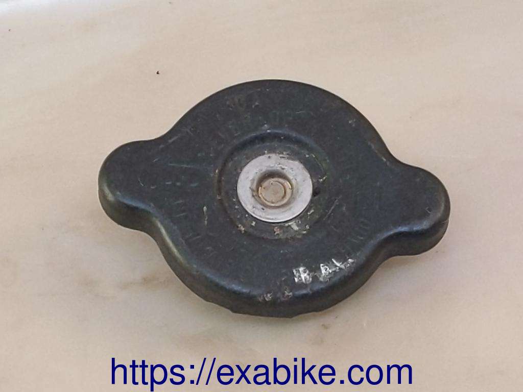 radiator cap Honda GL 1000 - photo 1
