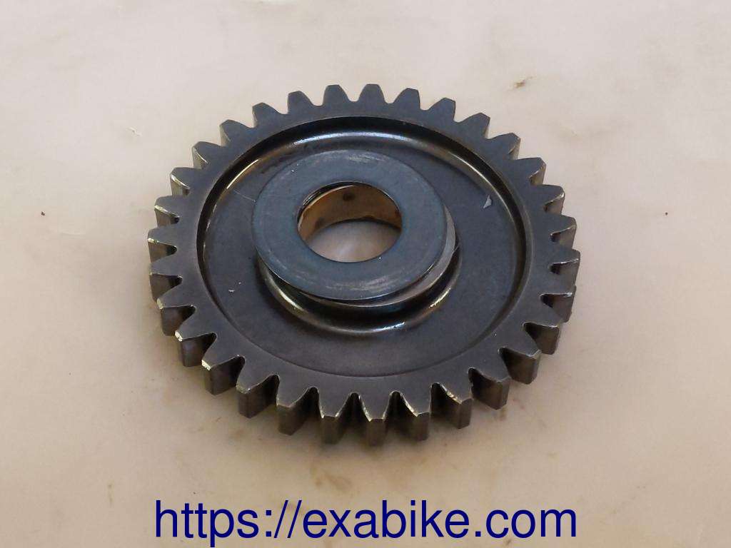 pignon Hyosung GF 125 - photo 1