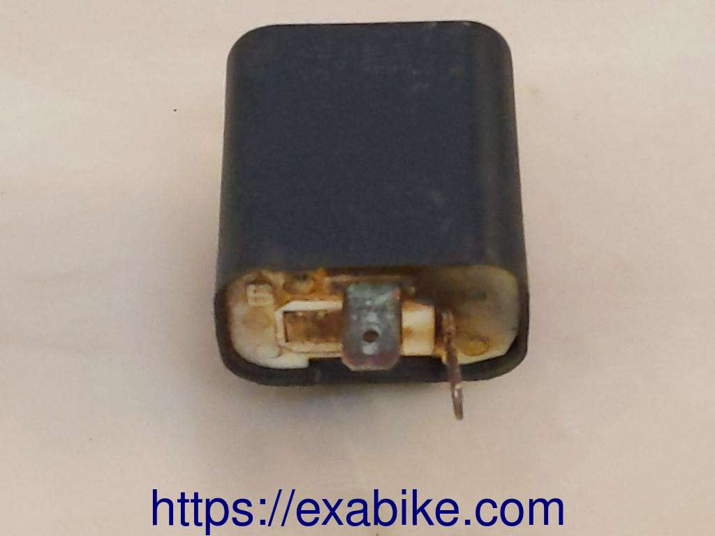 turn signal relay Yamaha DTR 200 - photo 1