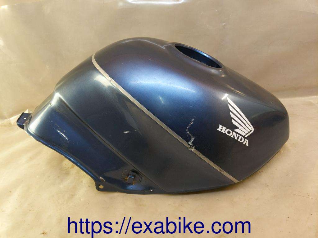 fuel tank Honda VFR 750 - photo 3