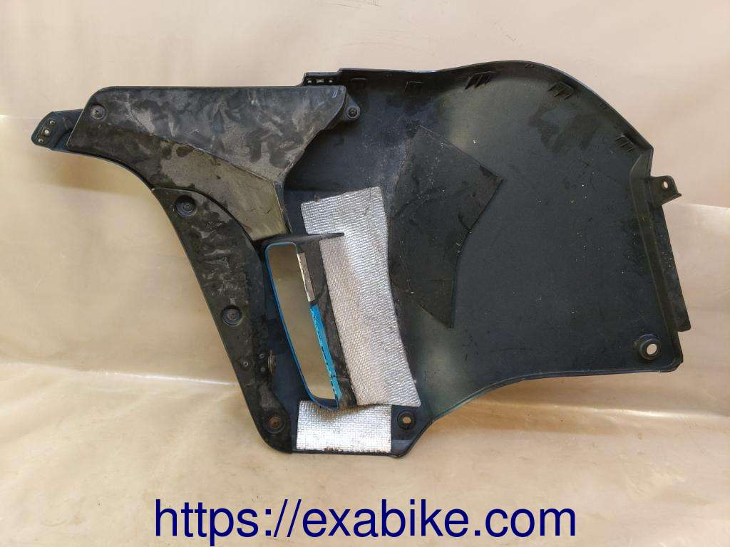 flanc de carénage droit Suzuki DR 800 - photo 2