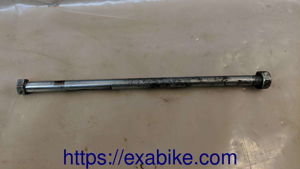engine bolt Kawasaki KZ 750 - photo 1