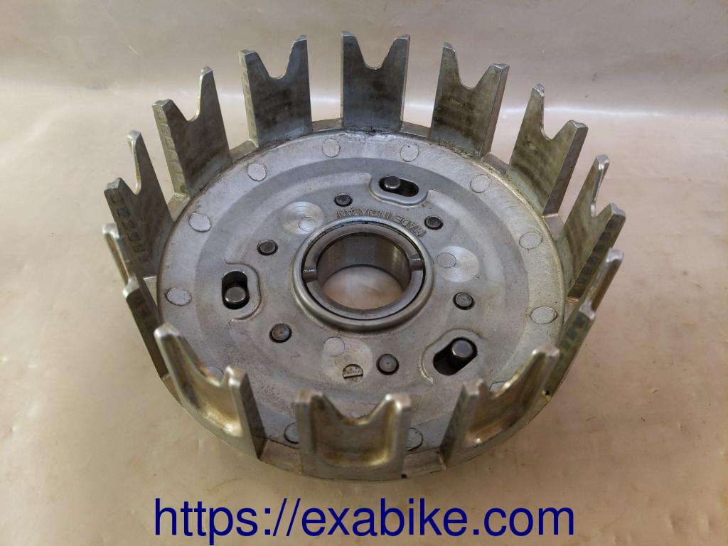 cloche d'embrayage Kawasaki KZ 750 - photo 1