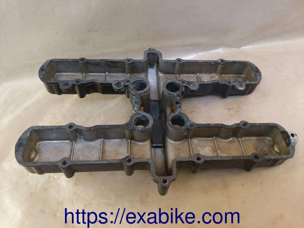 cylinder head cover Kawasaki KZ 750 - photo 3
