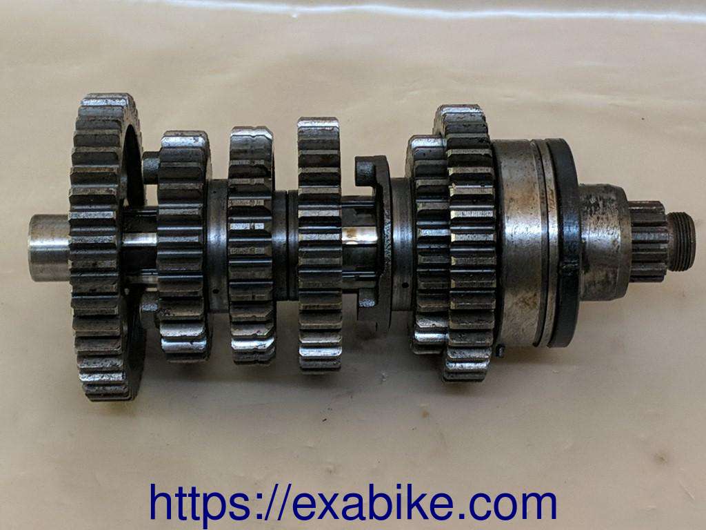 gearbox secondary shaft Yamaha FZR 400 - photo 1