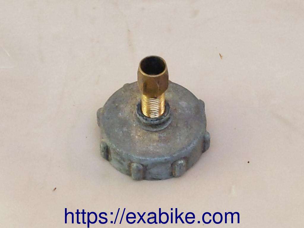 carburetor top cap Honda XL 125 - photo 1
