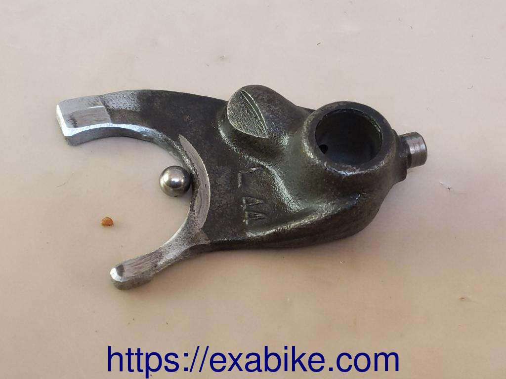 gearshift fork Honda XL 125 - photo 1