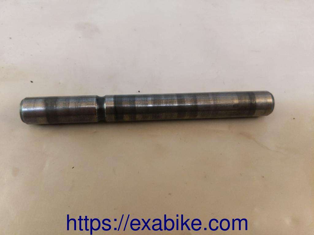 gearshift forks axle Honda XL 125 - photo 1