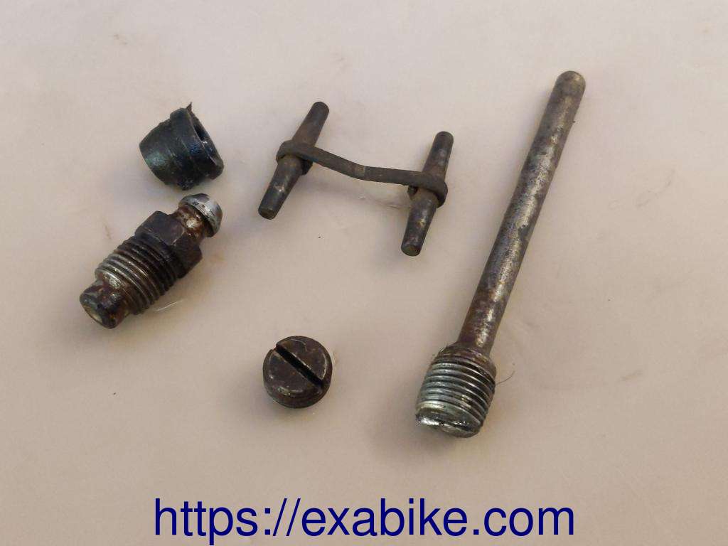 brake calipe parts, rear Honda NSR 125 - photo 1