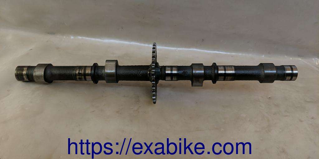 arbre à cames d'admission Suzuki GSXF 750 - photo 1