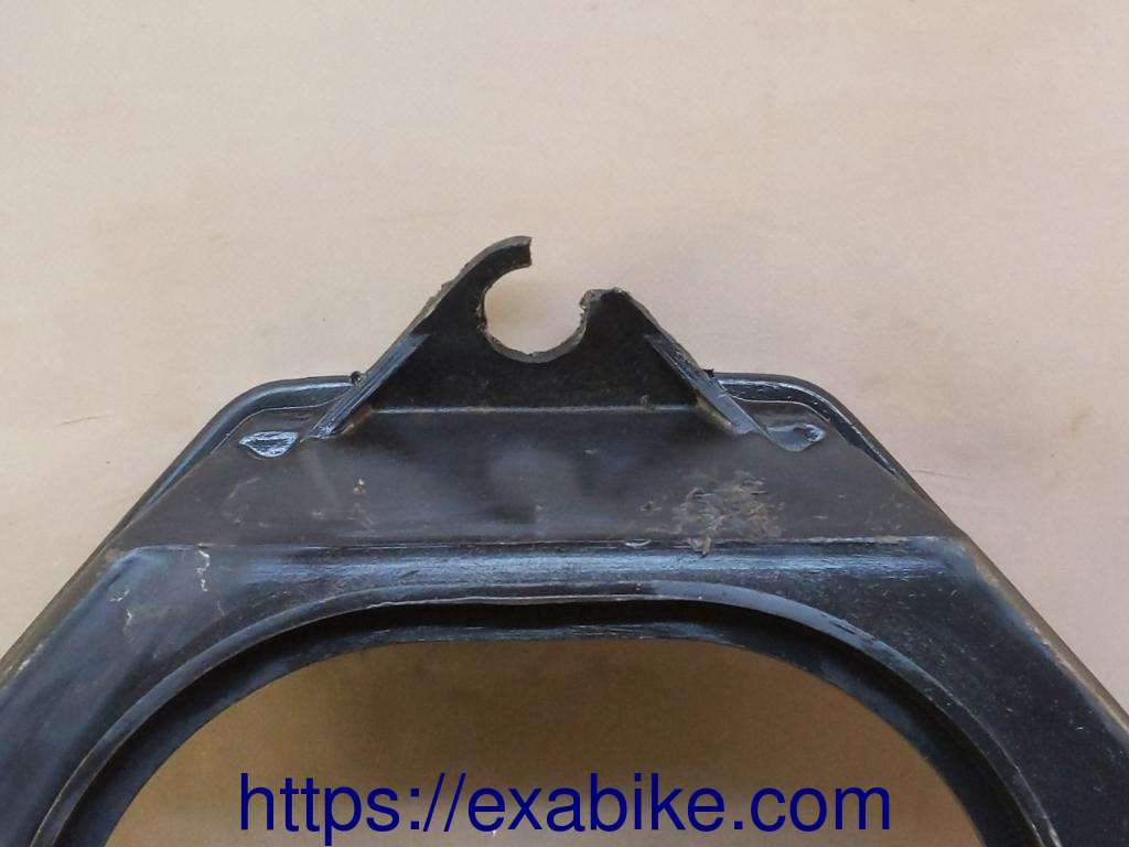air cleaner case cover Yamaha FZR 1000 - photo 2